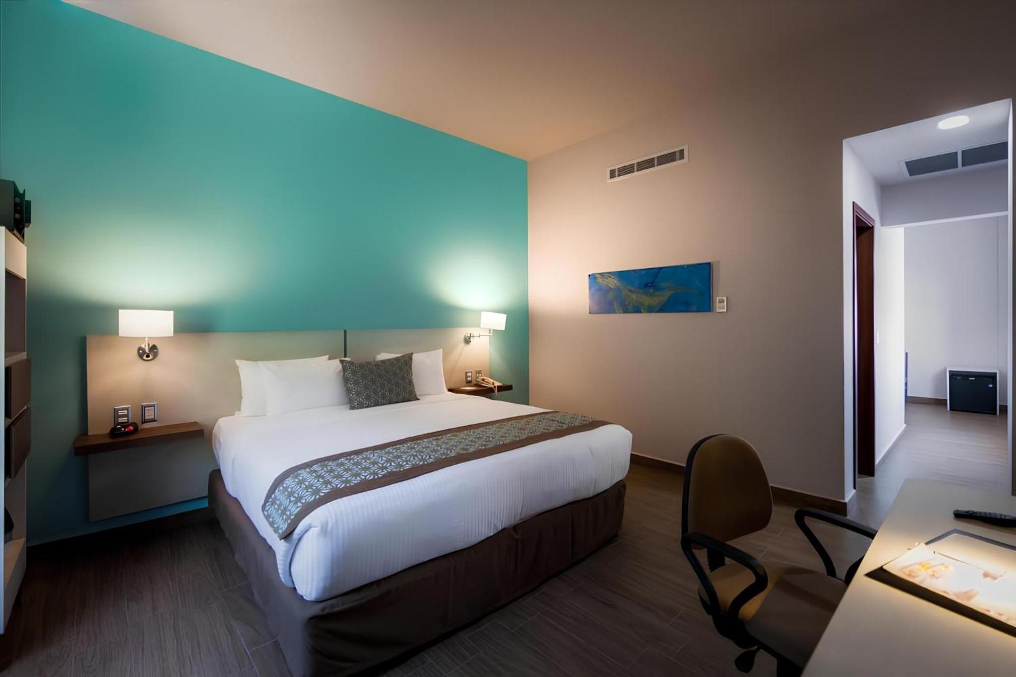 Comfort Inn & Suites Los Cabos Кабо-Сан-Лукас Екстер'єр фото