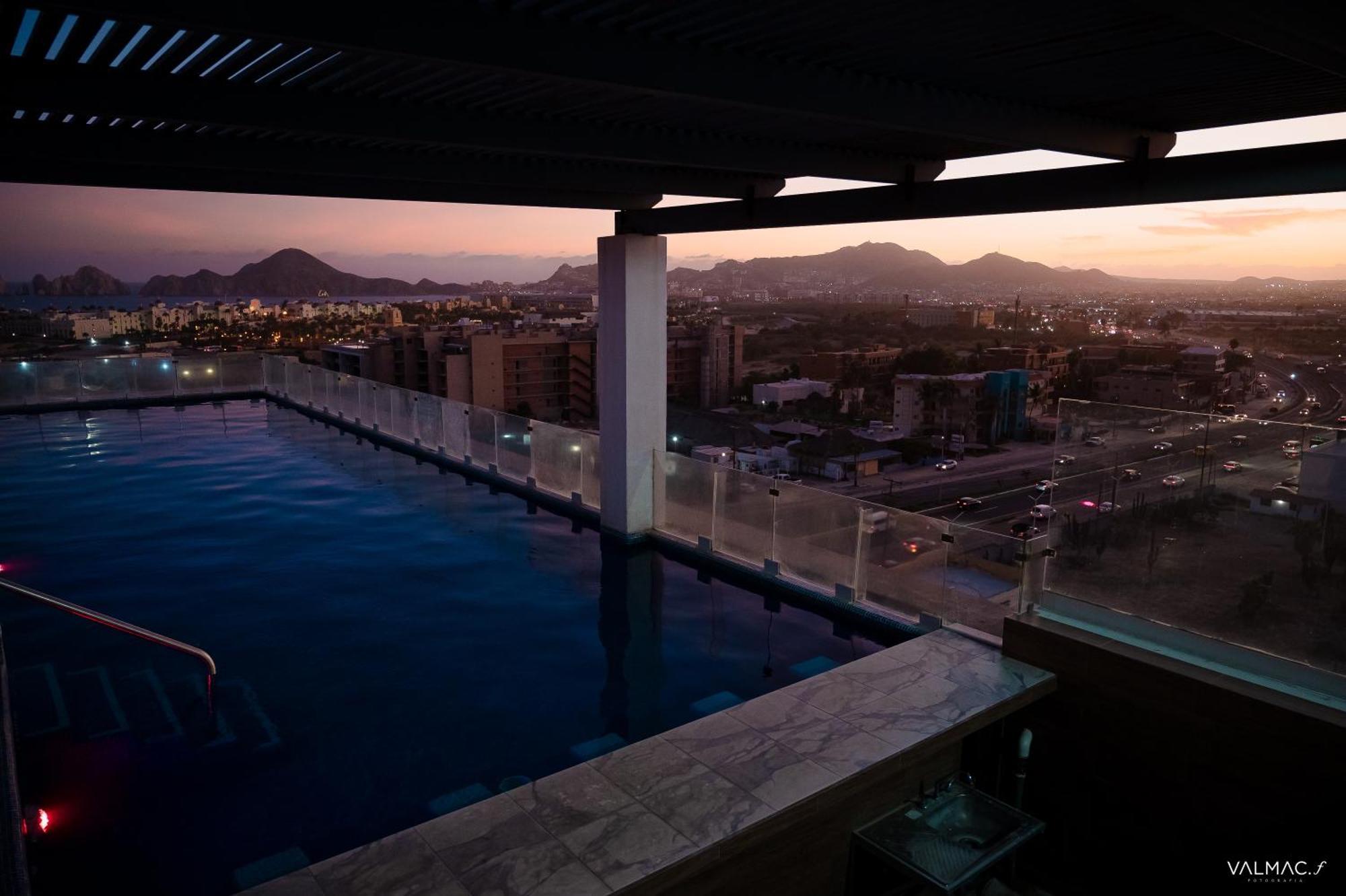 Comfort Inn & Suites Los Cabos Кабо-Сан-Лукас Екстер'єр фото